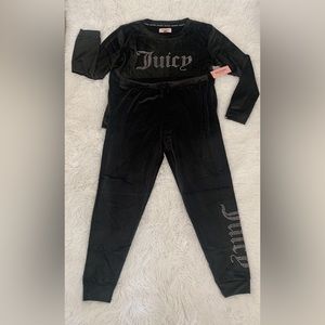 matching juicy couture sweater & pants set